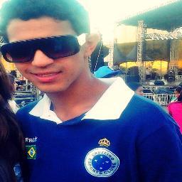 Cruzeiro no peito e na alma, no grito e nas palmas e a onde quer que eu vá.