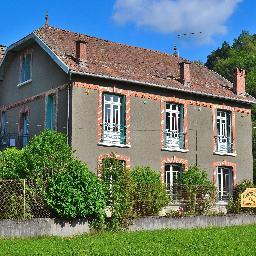Maison Esmeralda, a chambres d'hote & gite in S.W. France; beautiful rooms, stunning scenery, good food & wine & great for biking, walking horse riding & more