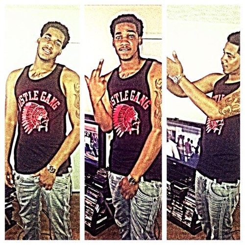 I'm««« Tht Guyyyy°(° simple as tht Fool!!!! #Fly_o®_D!€!!!¡¡! #GettinMoney #Checkflights #Ambitious #WorldIsMine instagram @1mexicantoni_