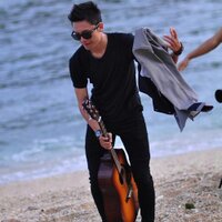 fajar alami (@fammi_medium) 's Twitter Profile