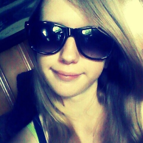 Im single once again!!! heartbroken \3