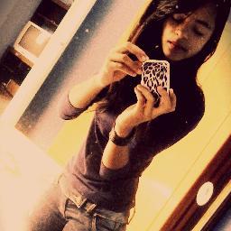 DEUS ♥  ... # Música / Violão / Guitarra/ Rock/ Doces s2'        #Face:http://t.co/Kzlan1DJdn 
Ask : http://t.co/4gqhsLt0Yo ;)