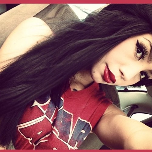 Jamie 18 . Cali .