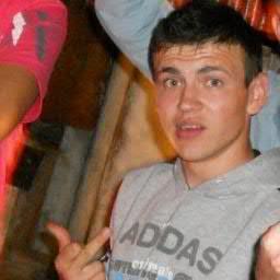 Vladimir_OneFun's profile picture. Обычный творческий парень, который пишет и читает Репчик )