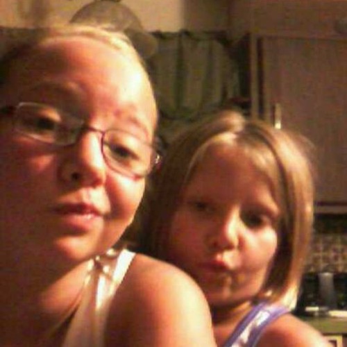 shaleaw's profile picture. I like to swim and play x-box