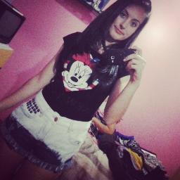amoi da minha life, a distância não é nada quando se tem uma amizade assim.. PERFEITONA. hihi :3 Te amo muitão ta? :3 _biiveiga aqui :*