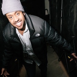 This is a fan account for Kenny, bc because we love him.