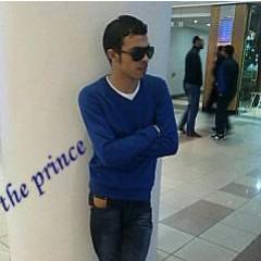 ElromanciM's profile picture. 