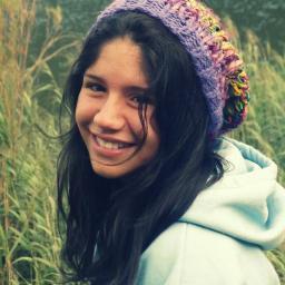 «Hay grandes libros en el mundo, y grandes mundos en los libros» 
               .-Keep calm and read a book-.