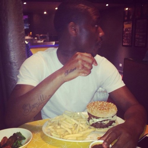 STARSHAQ's profile picture. 