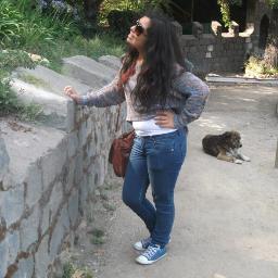 22 años (: Cristiana || Amante de la Cueca y soy del Barça! 
Soltera !!!