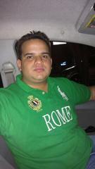 Tengo 27 años, tengo y administro una empresa de lavadero de vehiculos, cursando derecho, soy fanatico del Club Cerro Porteño, afiliado al Partido Colorado ..