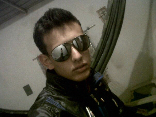 coleador ,llanero ;) proveniente de santa barbara Edo. Barinas....mi pin:2141A36B ☺♥..