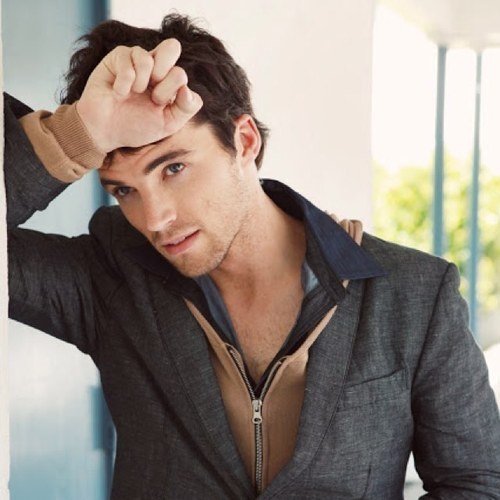 I was a prince, Then I was a frog, Now I'm prince again. {RP, 18+} (SINGLE) (Bi)