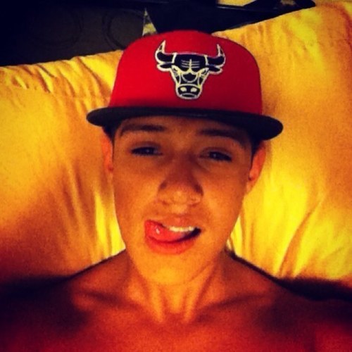 Somebody remove my heart its tired lf getting hurt!!!!!