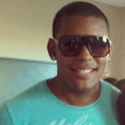 Naipe de artistaa e pique de jogadoor ♥