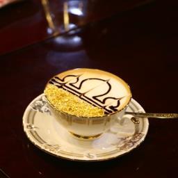 busancoffeegall's profile picture. 부산커피갤러리를 운영하며
 커피를 찾아 맛집을 찾아
 여행합니다..