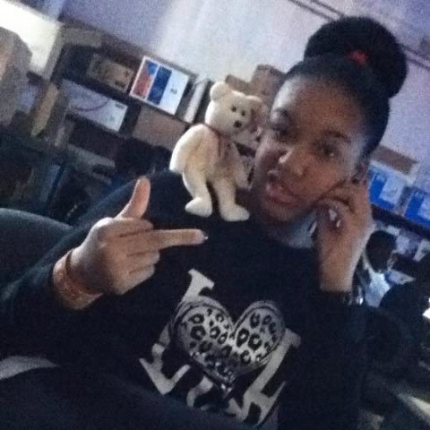I'm really fun, & smoke weed !! Love My Nigga Tae taylor ! Check her out on facebook ! Im very taken thats mandy 3/17/12 !,♥♡⇜ツ