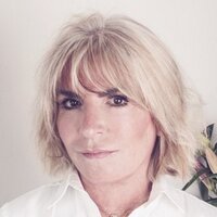 Glenda Barton - @glenda_barton Twitter Profile Photo