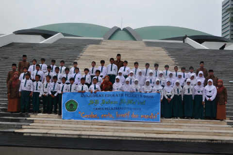 Official alfgen20 account.al-ma'ruf '12/13.we're a generation who want to make people proud with 52 unique and awkward students☀