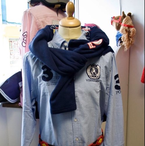 Horse and Dog Outfitters, Licensed sellers of An Irish horseman, Valequatro, Mackeys Ireland, Celtic Equine, Horseware Ireland, Chanelle and Glencraig.