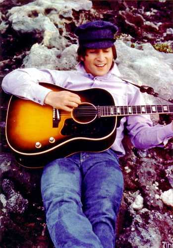 Beatles　oasis　UKrocks　Jrocks メリキャンRockあとテレビ、ラジオ好き、ギター、焼酎、食べ歩き、お城、が好きなんですがどうぞよろしくです！
#nhk_supqin で呟きまくること多し。最高！