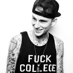 I'm a motherfucking rapper!!