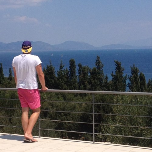 MATT20Brittain's profile picture. Eastbourne college 1sts rugby athletics and water polo (occaisional footie appearance too ). Snapchat: mattbrittain