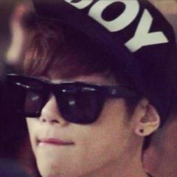 คิมจงฮยอนบอท เกรียนเป็นหลัก สาระเป็นรอง บ้าเป็นเริ่ด (จงฮยอนบอท@KL_JongHyun ) 19/7/13