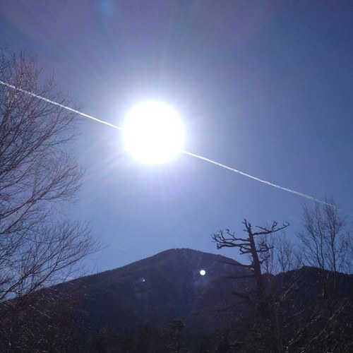 不思議発見、、、。宇宙が激変していく。それに合わせて体調も 微妙に変化していく。
日本の伝統文化を守る。日本の国土を守る。
日本人の少子高齢化を食い止める。日本人国民が安心安全に生活できるように祈ります。