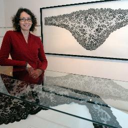 Teresa Whitfield makes intricate drawings of lace from museum collections. http://t.co/7huMMuTySt