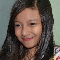 Na'hack po yung 1st account kong v17cute :( Kaya gumawa po ako ng bago :) Hello Followers !