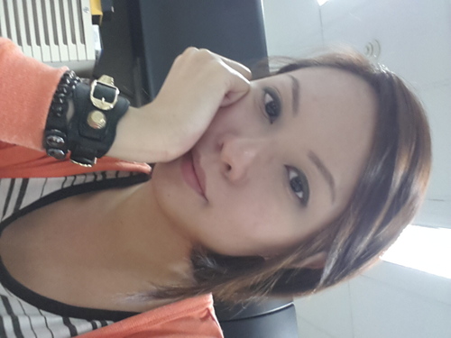 isabellho's profile picture. you can talk about me, cos i am a hot topic.