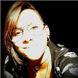 ''Consegui meu equilíbrio cortejando a insanidade''  http://t.co/hOaS8Z74t1