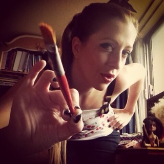 s_amidala's profile picture. Veterinaria en el corazón, diseñadora de profesión, aviadora por pasión, defensora del amor y la justicia, guerrera del pincel, artistoide,geek de nacimiento...