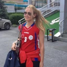 Bağırın ulan Fenerbahçe çok yaşa diye ! // Volleyball Player // Derya ÇAYIRGAN - Merve DALBELER //