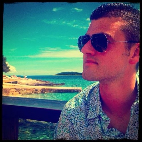 Lover of the good things in life - Passionate about Digital & Marketing - Founder of @JoinedDigital by day - Interim manager by night. https://t.co/DZBD8EX6sL