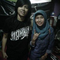 Ingin membahagiakan orang yang sayang sama aku :) :*