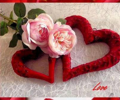 ‏متعلم وطموح واحب الخير للكل