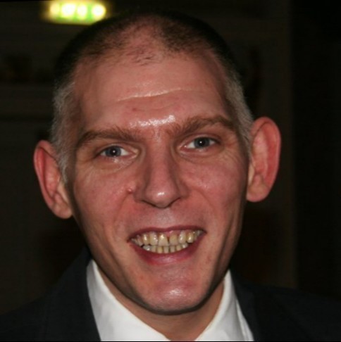 Hotel Manager & fun loving person who misses Cork