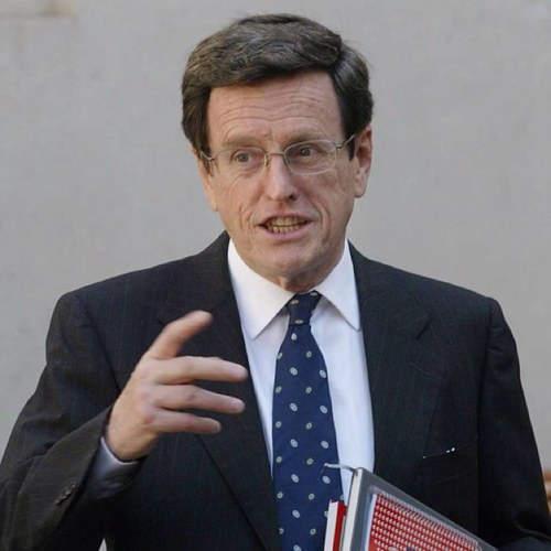 A caballo en temas de contingencia. Ocurrente y acampao, disfruto de tertulias simpaticas con una mistela. Soy el Quinto Quinchero
