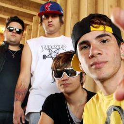 Primeiro Fc para a @bandarenove :) (19/7/13) Chose you @direnove @feeh_renove @pandarenove e @biel_renove 3