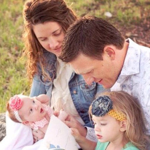Wife to Tim Dunn. Mommy to London and Grayson! Church planting in Hudson Oaks, Tx (Weatherford area)! Life Sanctuary