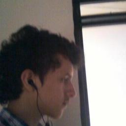 me gusta toda la música, y mas enamorado de la vida que nunca y tambien de @MillosFCoficial 
y me encantan los tigres
quiero uno
mucho pedir