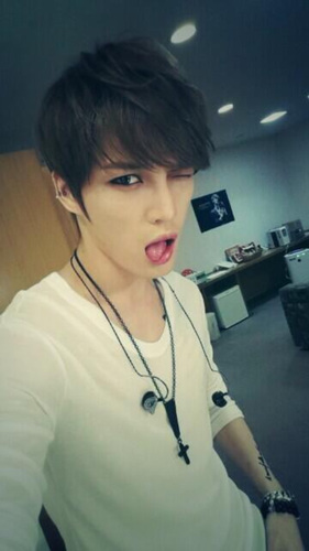高1よじゃ▷▶TVXQ 동방신기 사랑해✡5-1=0✡おるぺん✡ハングル勉強中△make/fashion▷原宿 Zipper✰AMOYAMO✰ケミアミ✰総和中オケ→佐野日大1-2-31バド✰@くれたらフォロバする