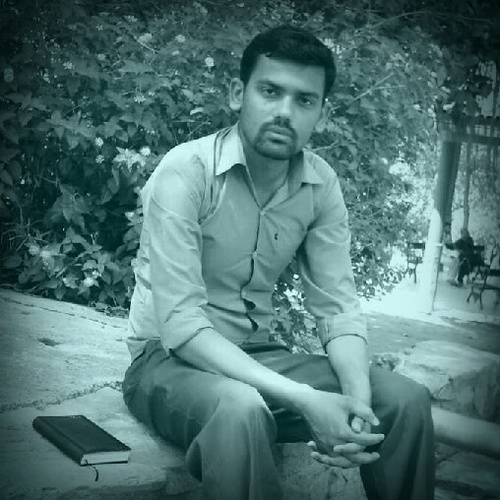 2012 Survivor, Total Social Media Nerd, Freelance Food Fan, Hopeless Romantic... Will Be A Millionare Soon :P BBM Pin: 79f165c0