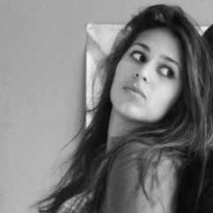 roz_anthi's profile picture. // emotional politics // mastodon: @radical_chic@todon.eu
Είχα ταλέντο στο γκολφ αλλά το παράτησα πριν πάθω τραπεζίτη.