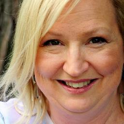 Digital Marketing Strategist & Implementer, Social Media Manager, speaker & coach. Creator of Social Media Kindergarten. Addicted to #Launches