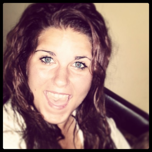 17. Senior.(: #ThunderNation #ATLbraves #countrygirl #muddin #Chevygirl