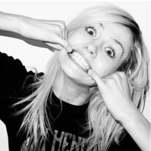 Not your average girl. || Vocalist from Tonight Alive || 21 || Bisexual. Taken. || FL/RP.
